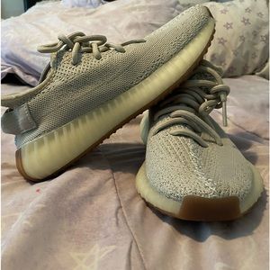 Yeezy 350 Boost Sesame
